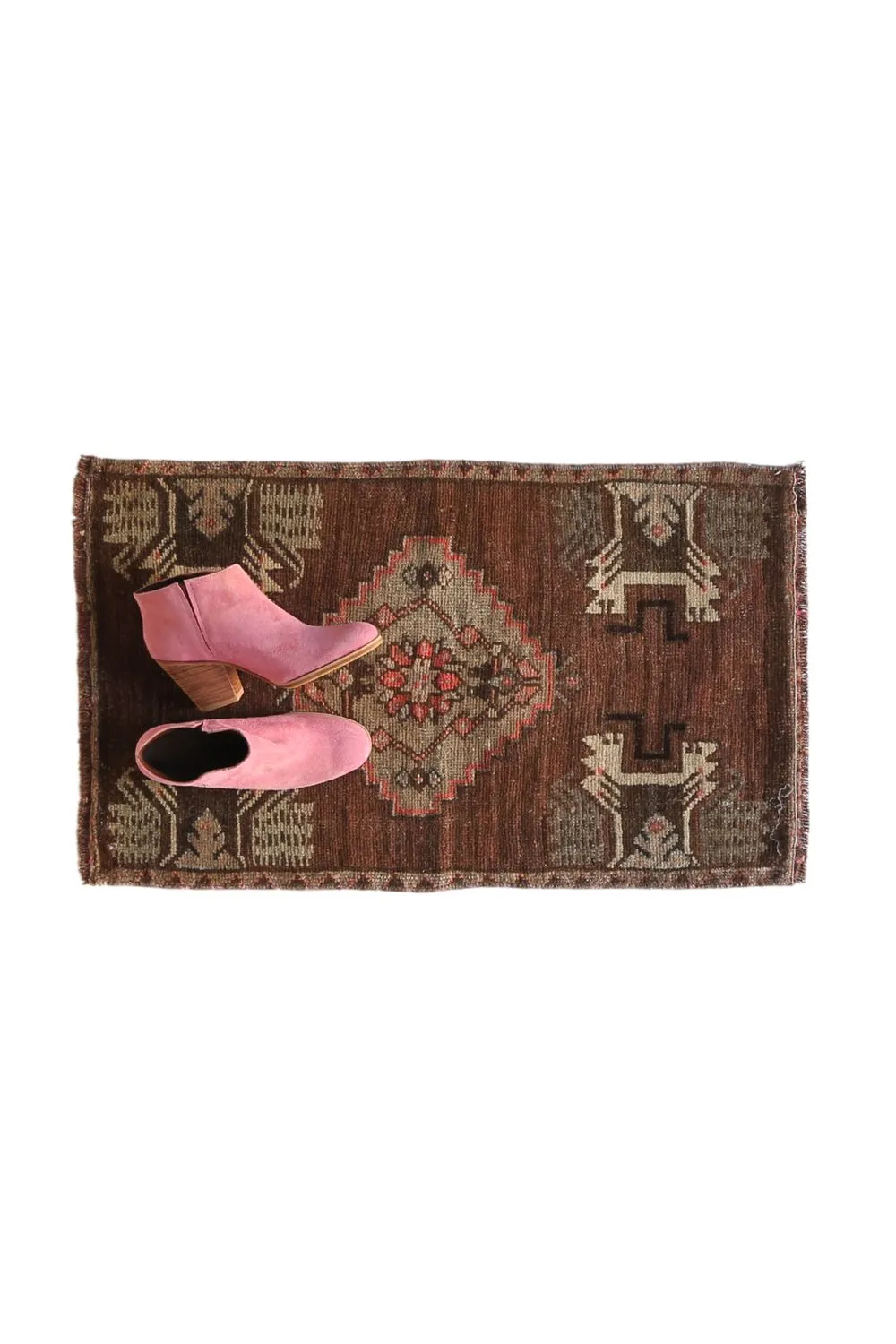 No. 1603 Mini Turkish Vintage Rug - 1'6.5" x 2'7.5"