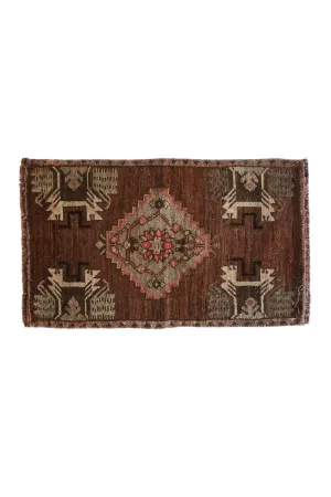 No. 1603 Mini Turkish Vintage Rug - 1'6.5" x 2'7.5"