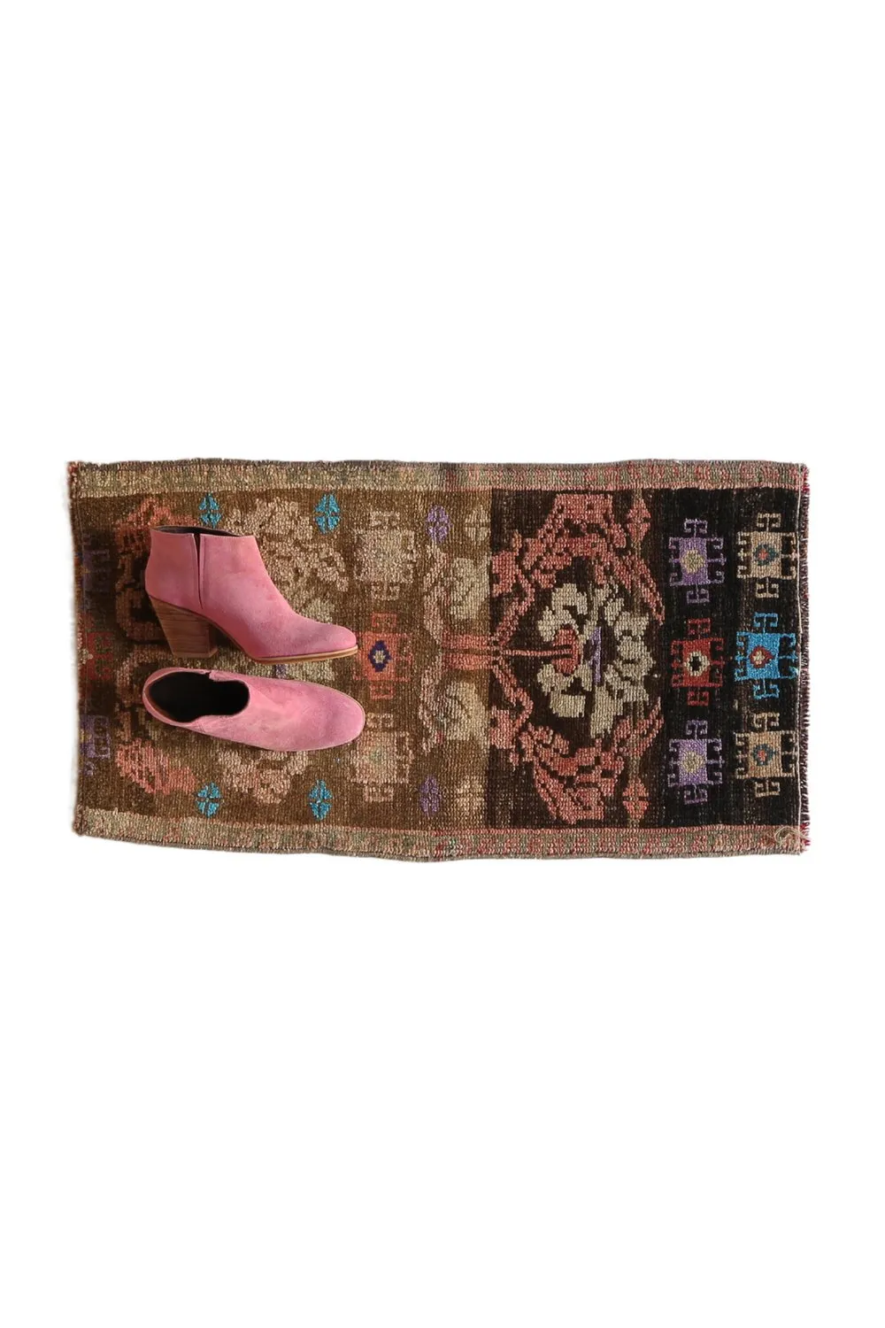 No. 1609 Mini Turkish Vintage Rug - 1'6" x 2'9"