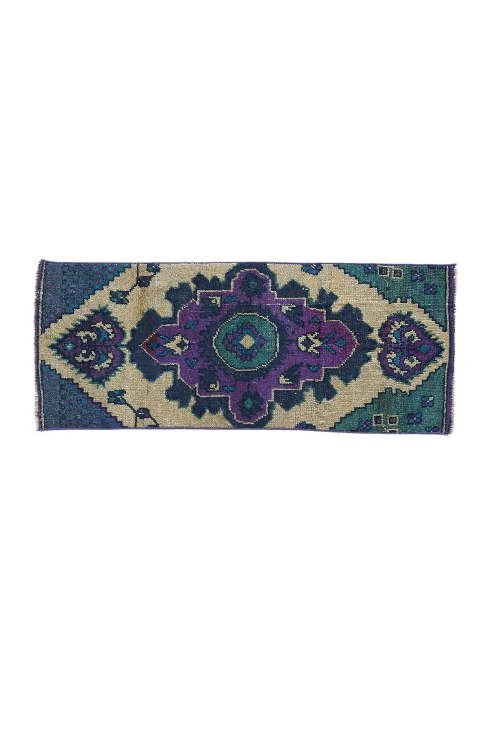 No. 1656 Mini Turkish Vintage Rug- 1'3.5" x 3'2"