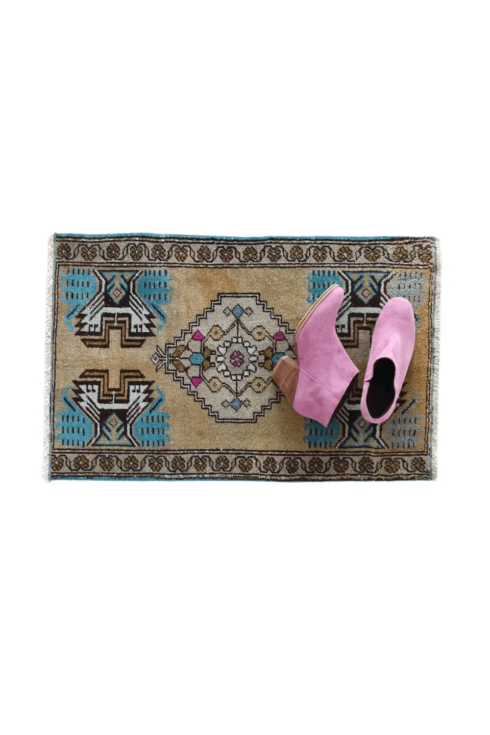No. 1658 Mini Turkish Vintage Rug- 1'7.5" x 2'6"