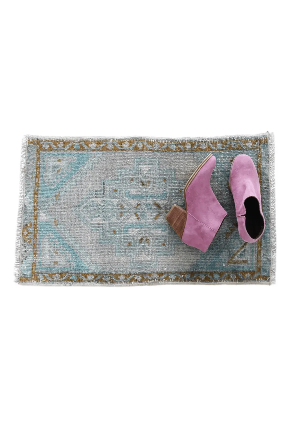 No. 1659 Mini Turkish Vintage Rug- 1'5" x 2'5"