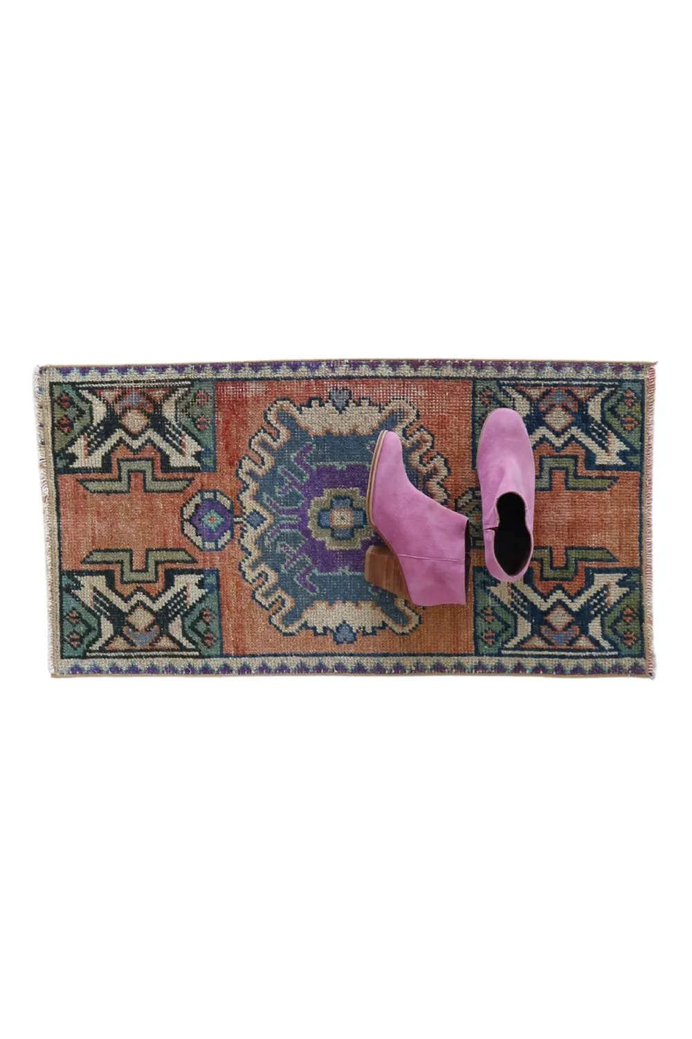 No. 1719 Mini Turkish Vintage Rug- 1'7" x 2'11.5"