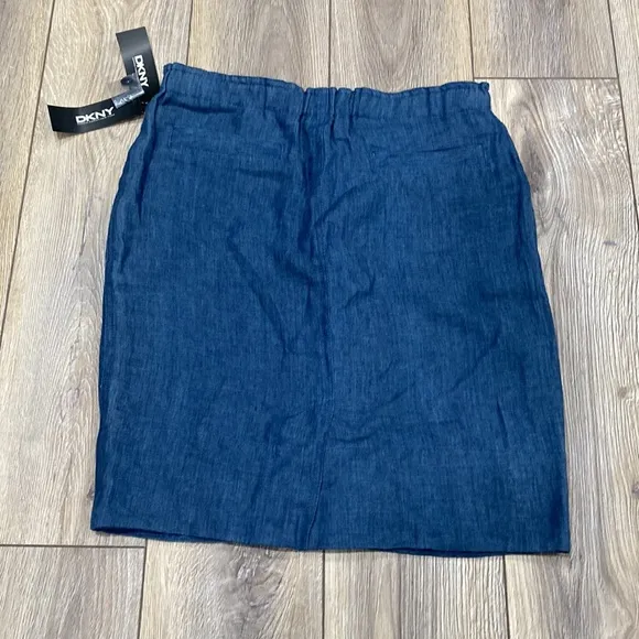 NWT DKNY 100% Linen Denim Blue Elastic Waist Knee Length Skirt 10