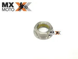 Porca do Eixo Virabrequim Lado Direito Original KTM 4T EXCF / SXF / XCF - 2011 a 2022 - Husqvarna 4T 14 a 22 - GASGAS EC250/300/250F/350F EX250/300/250F/350F MC250/250F/350F 2021/2023 - 77230029000 / 0910001801000S