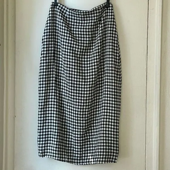 Privacy Please | Burbank Skirt in Black Gingham