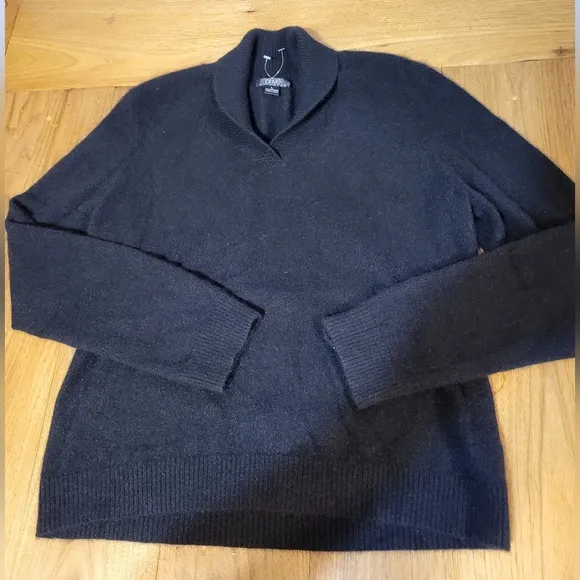 Prive 100% cashmere large black long sleeve shawl neck NWOT sweater