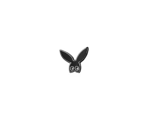 "Dangerous Woman Mask" Lapel Pin