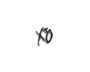 "XO" Lapel Pin