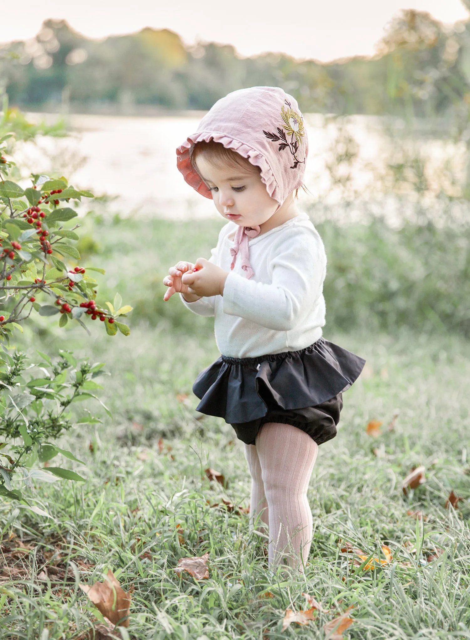 Ruffle Bloomers, Cauldron