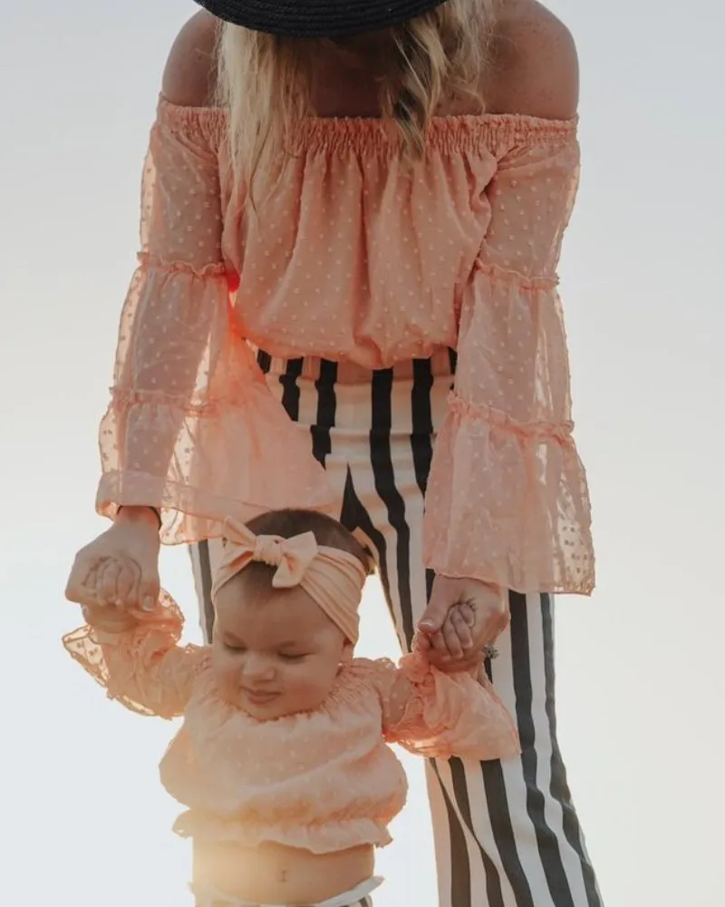 Savanna Off-the-Shoulder Dot Top - Pretty 'n Peach