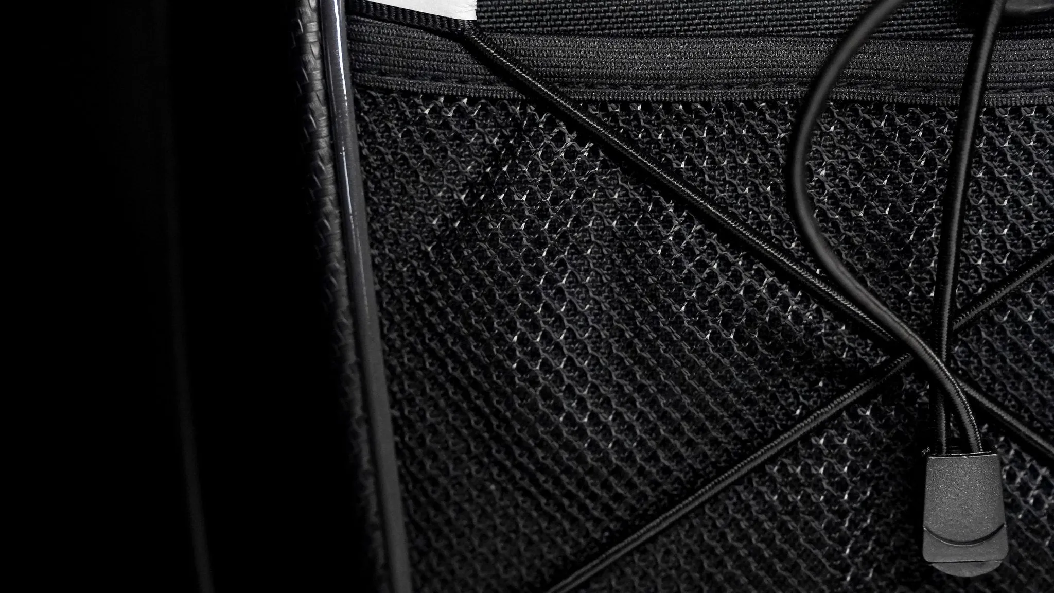 SHIELD TAIL BAG