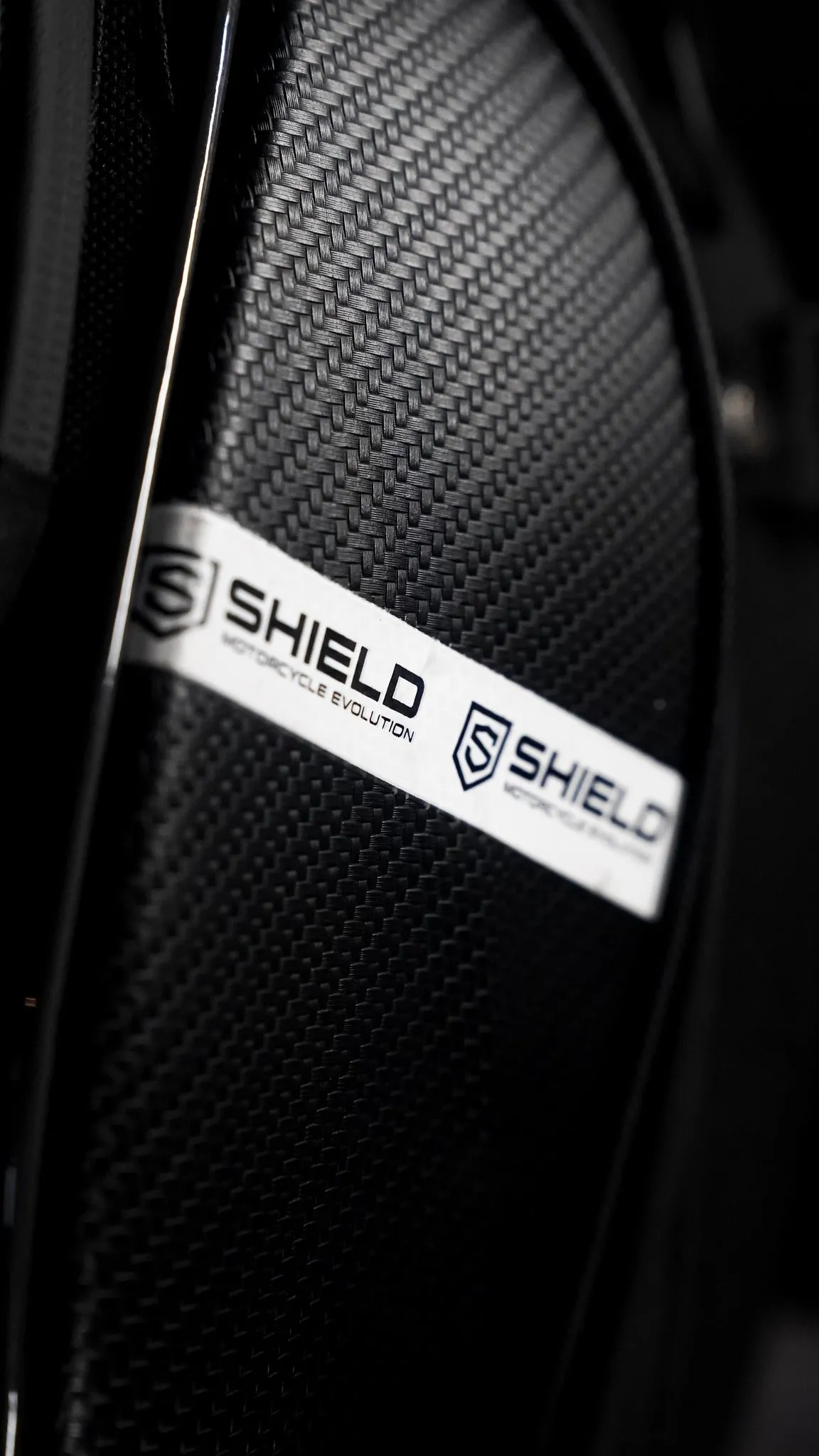 SHIELD TAIL BAG