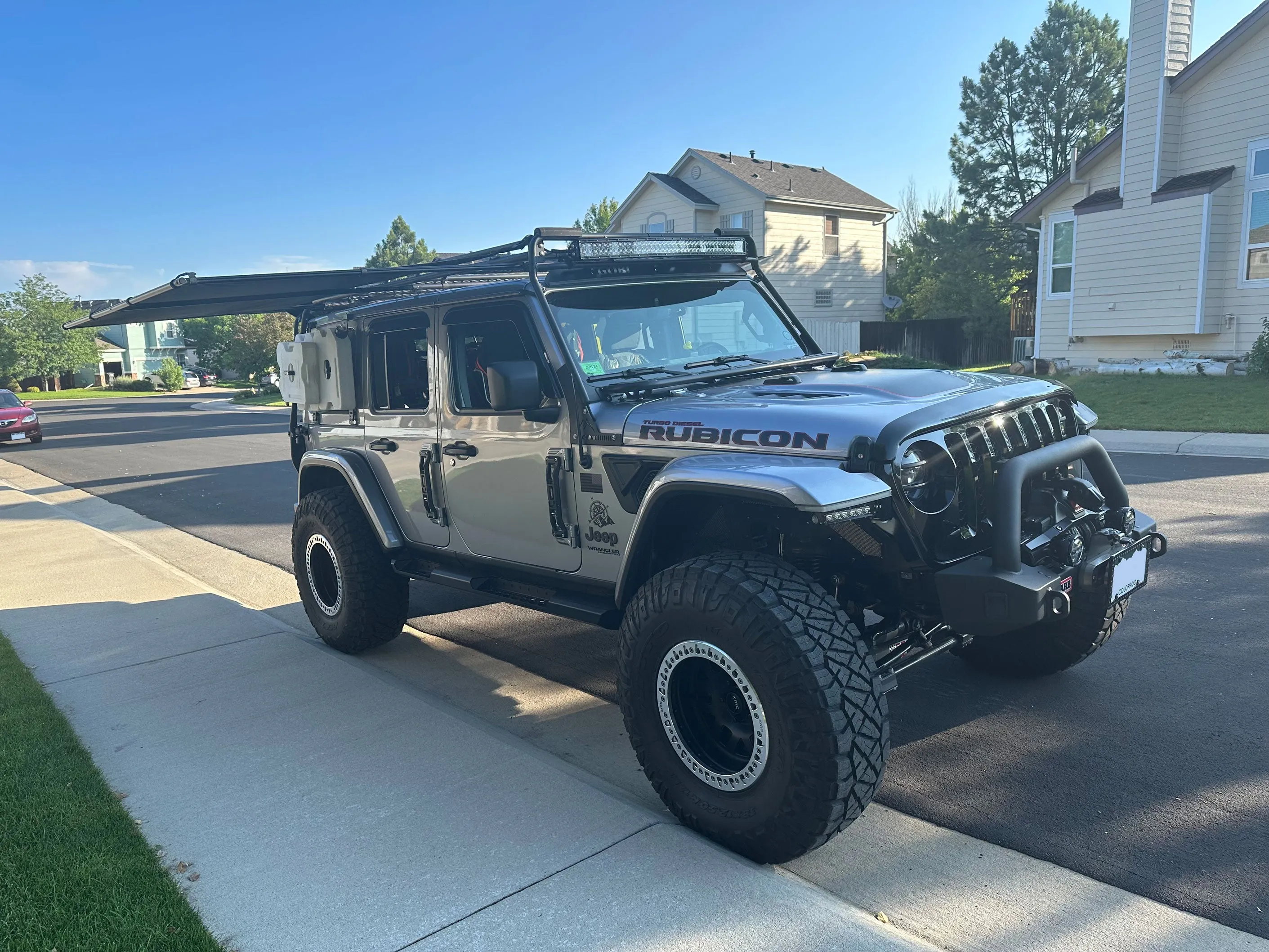 Sir-Shade™ Telescoping Awning System JL 4-Door for Gobi Rack