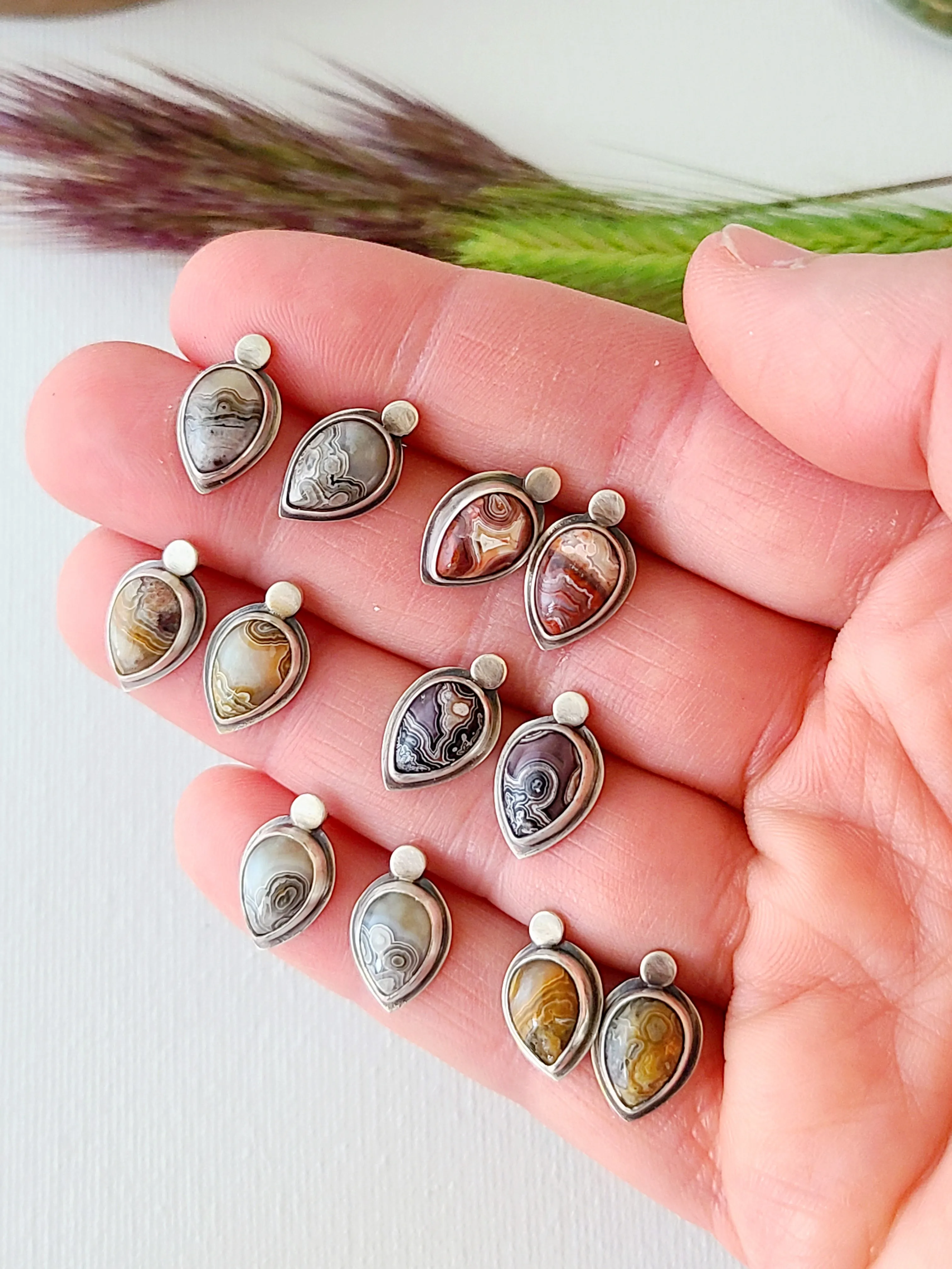 Skipping Stones stud earrings with Crazy Lace Agate