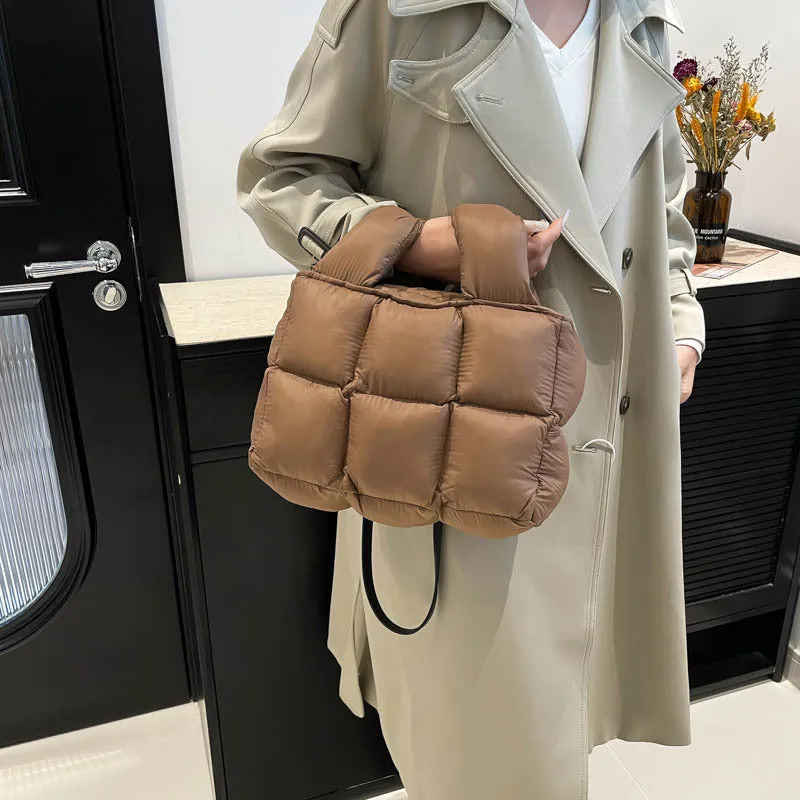 Soft Down Handbag for Women, Cotton-Padded Coat Bag, Fashionable Padded Single-Shoulder Bag, Space-Style Bag, New Style Crossbody Bag C-241219-1