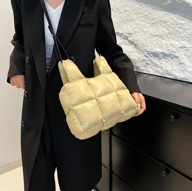 Soft Down Handbag for Women, Cotton-Padded Coat Bag, Fashionable Padded Single-Shoulder Bag, Space-Style Bag, New Style Crossbody Bag C-241219-1