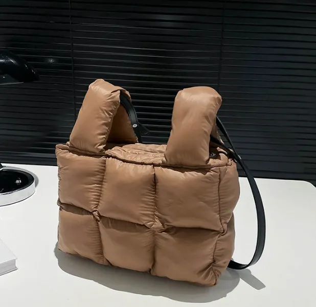 Soft Down Handbag for Women, Cotton-Padded Coat Bag, Fashionable Padded Single-Shoulder Bag, Space-Style Bag, New Style Crossbody Bag C-241219-1