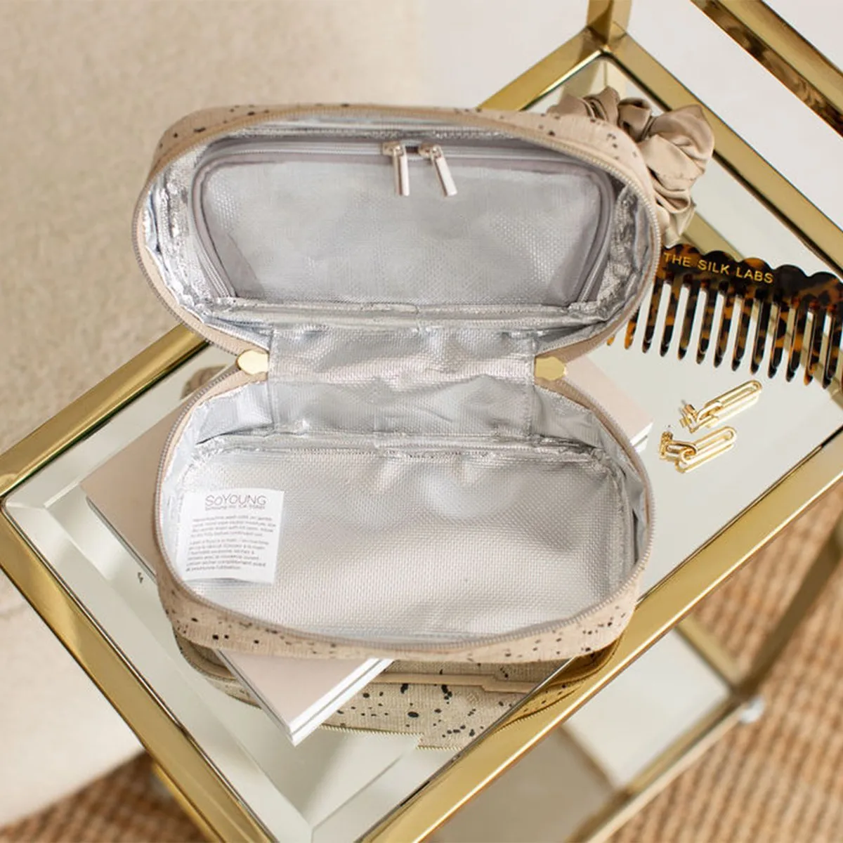 SoYoung Petite Beauty Poche in Linen Splatter