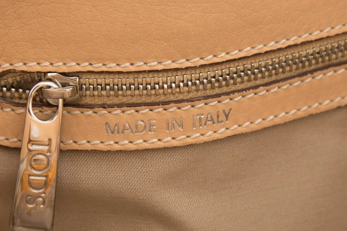 Tod's Beige Leather Tote Handbag