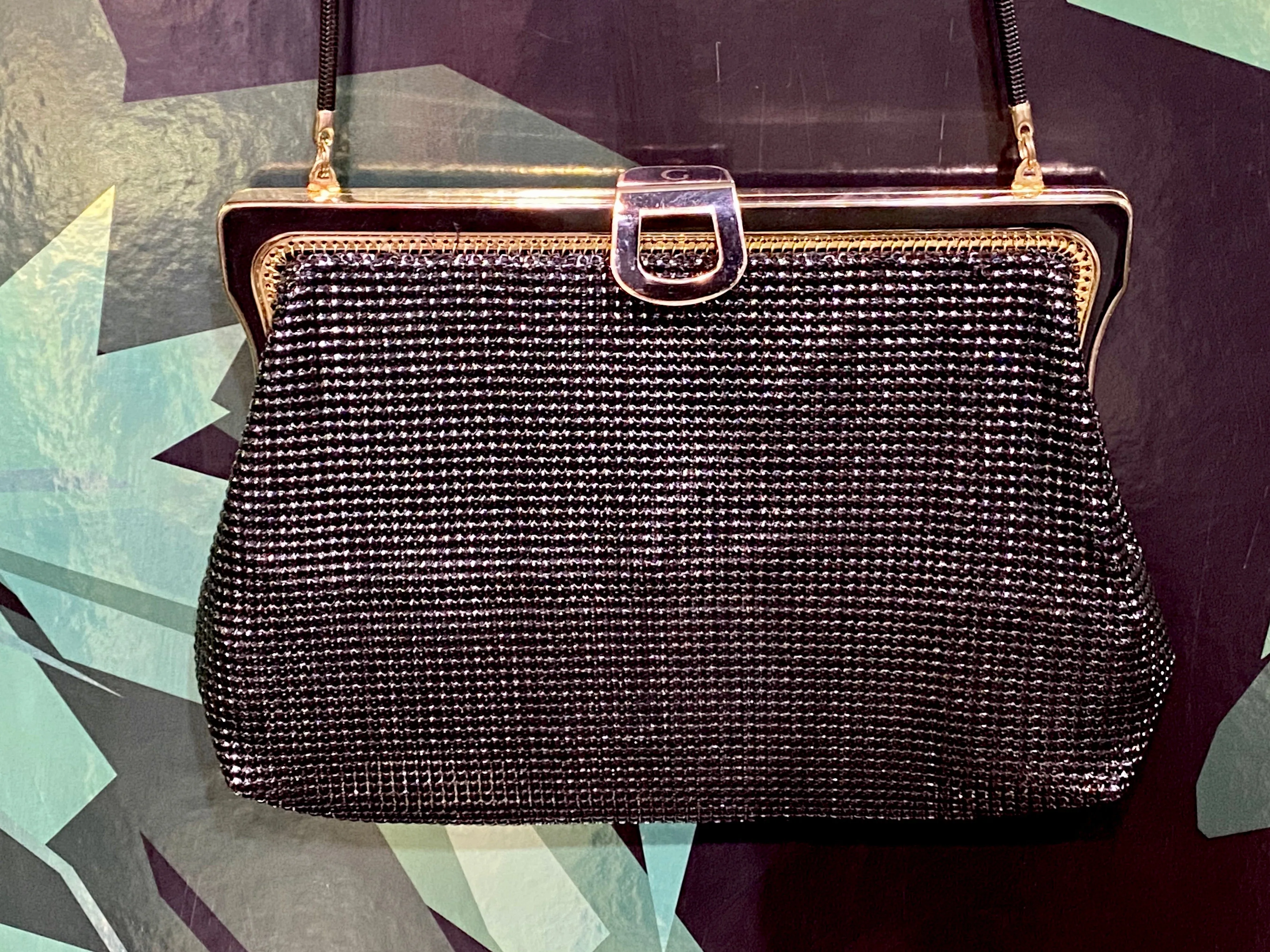 Vintage: Black  Metal Top Clasp Shoulder Bag/Clutch
