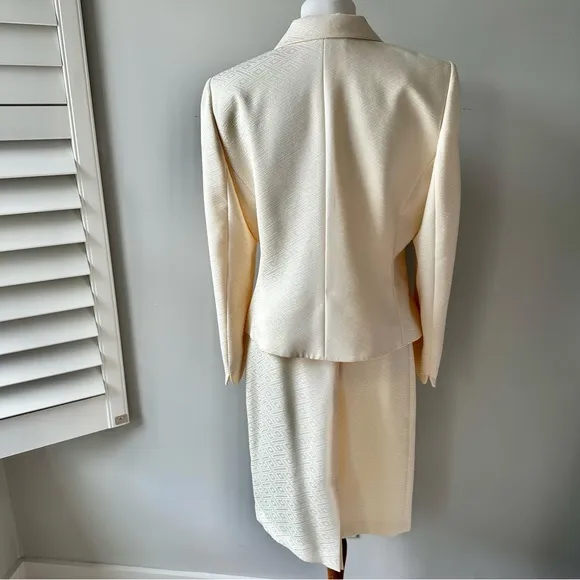 Vintage Stresa Design Jacket and Skirt Suite Size 12P