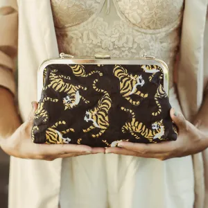 Women Sumatran Tiger Clutch, Black