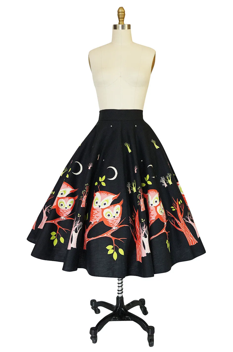 Wonderful 1950s Arts & Crafts Owl Print Cotton Circle Skirt