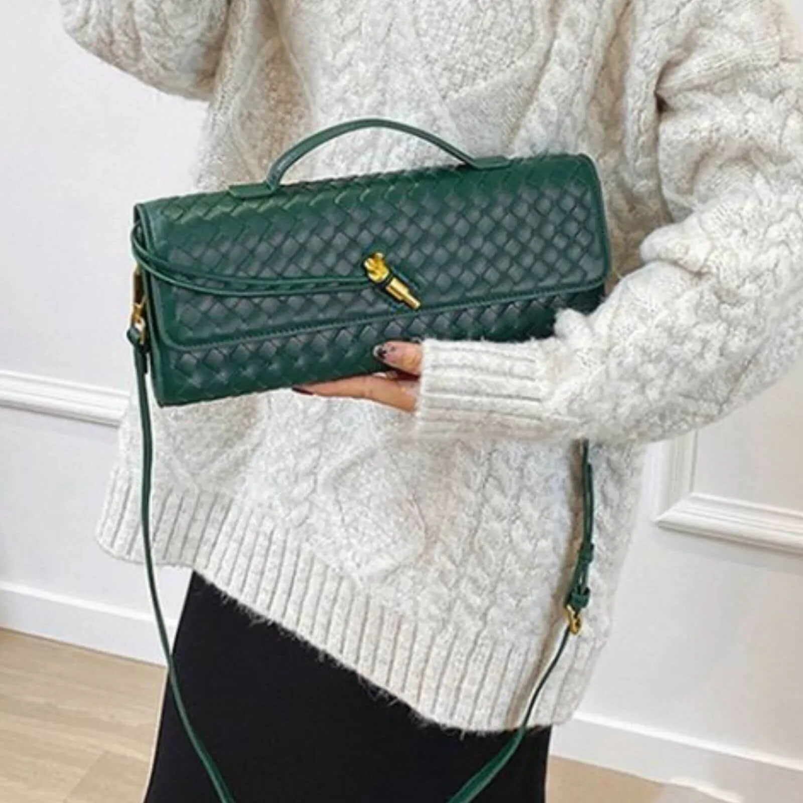 Woven Clutch Bag With Gold Hardware - Green