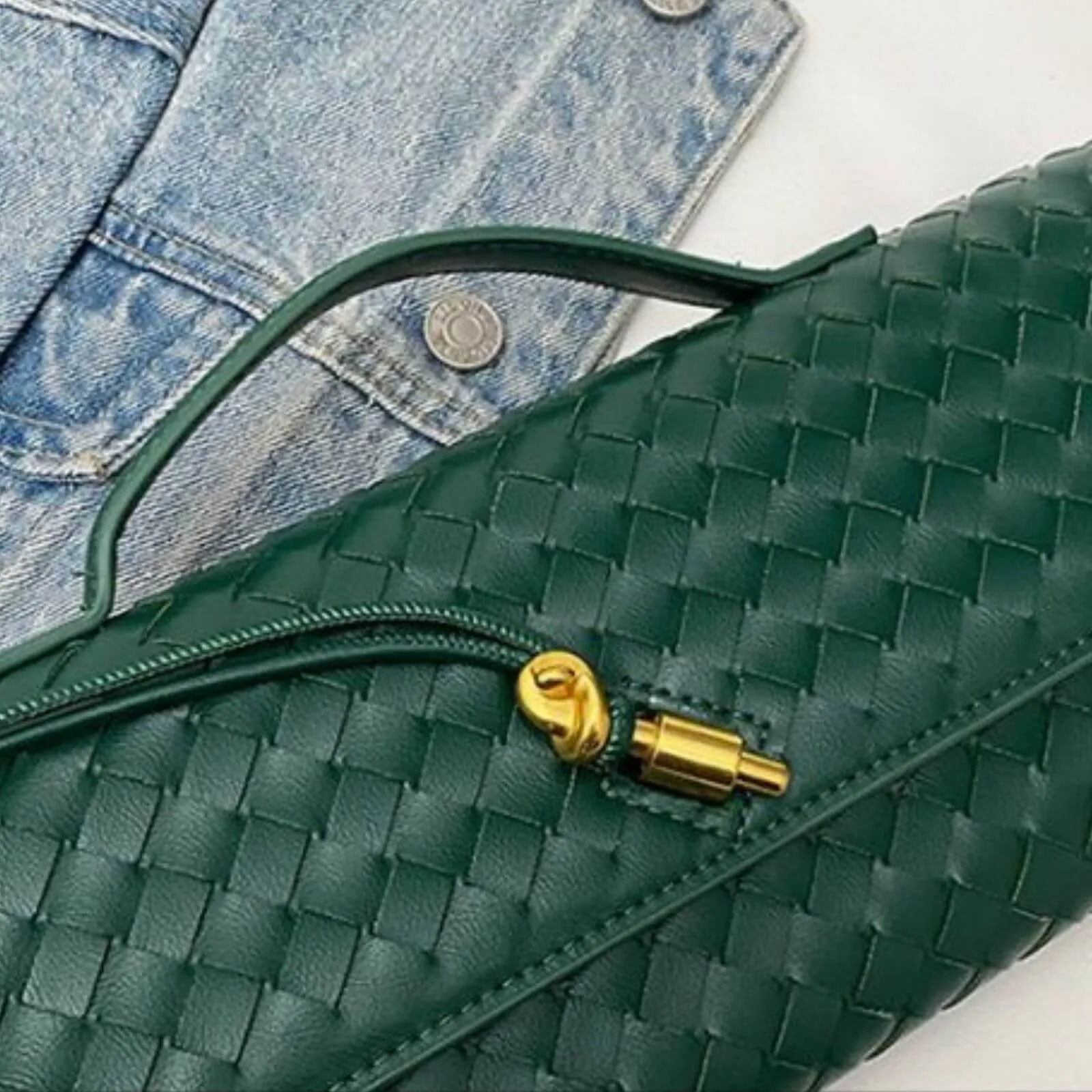 Woven Clutch Bag With Gold Hardware - Green